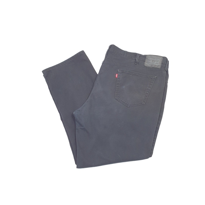 Levis 541 Tapered Fit Jeans W48 L30