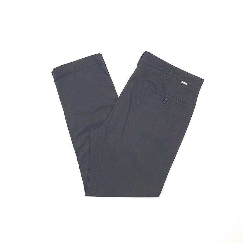 Mens Levis Black Chino Trousers W38 L32